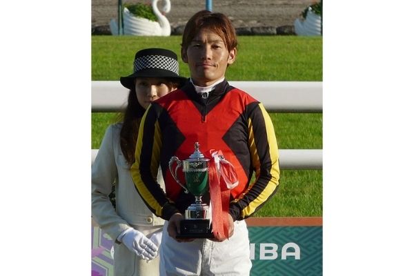 動画 岩田康誠は後藤浩輝を2度も落馬させていた 一度もお見舞いに行かなかった事実がヤバい Hina Choice